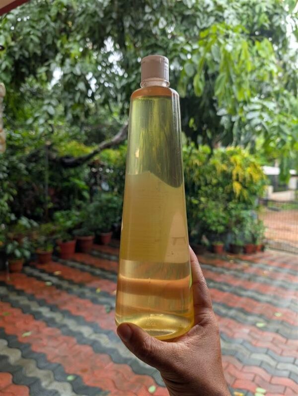Pure Kerala Coconut Oil (1 Litre)